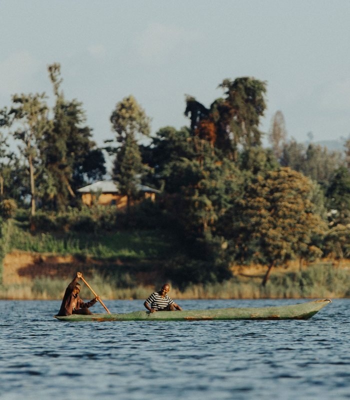 Canoe on a lake in the Ugandan landscape
